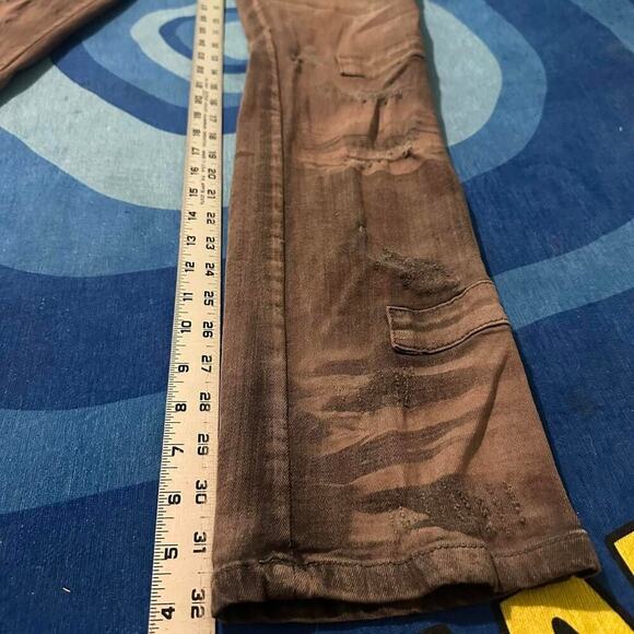 Legendary Status Distressed Bleach Wash Cargo Jeans - Picture 2 of 8